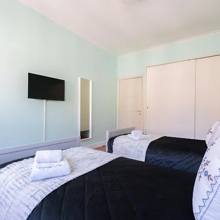 Host Wise - Colorful Bright Flat With Balcony Apartment Porto Room photo
