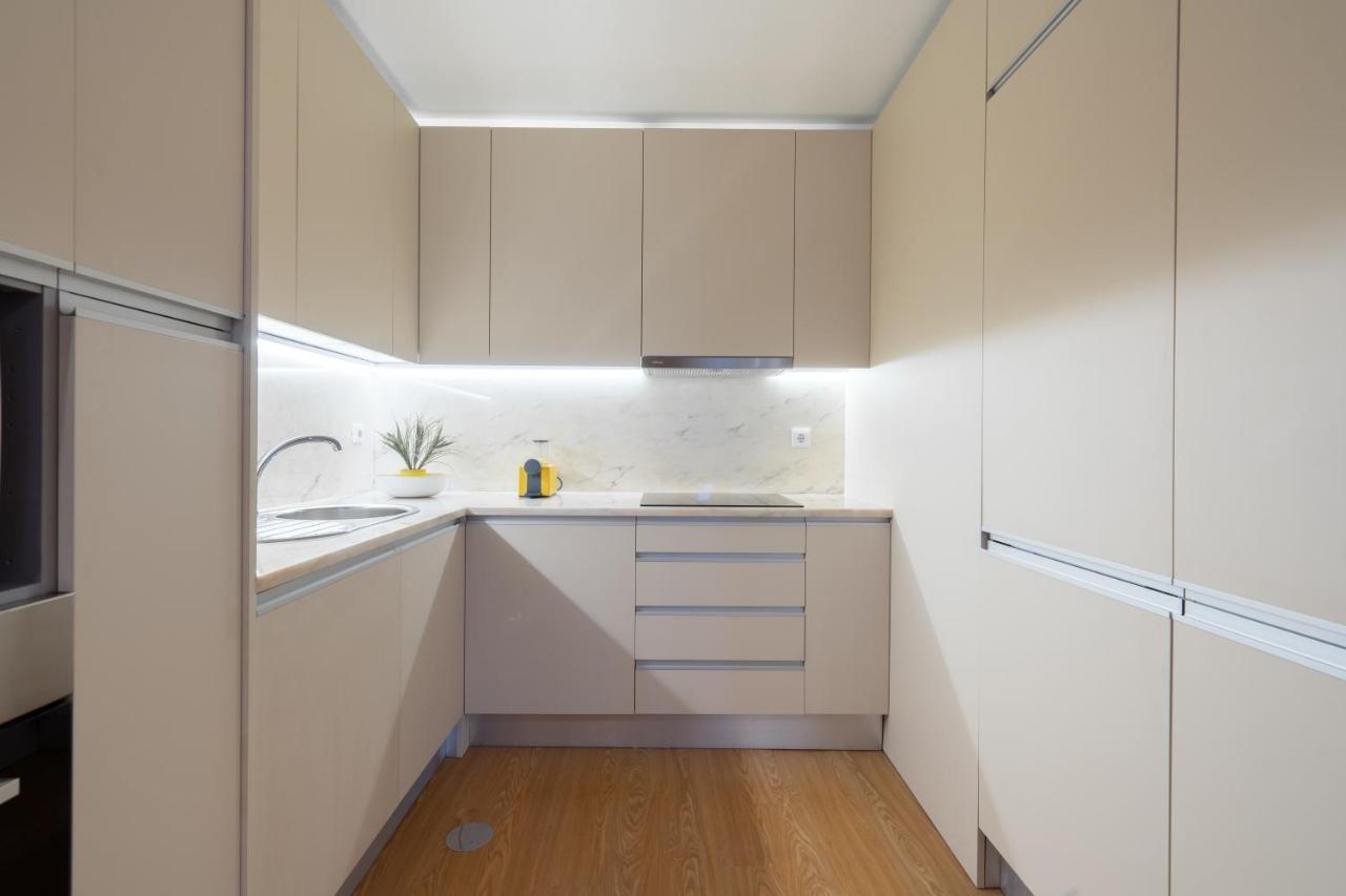Host Wise - Colorful Bright Flat With Balcony Appartement *