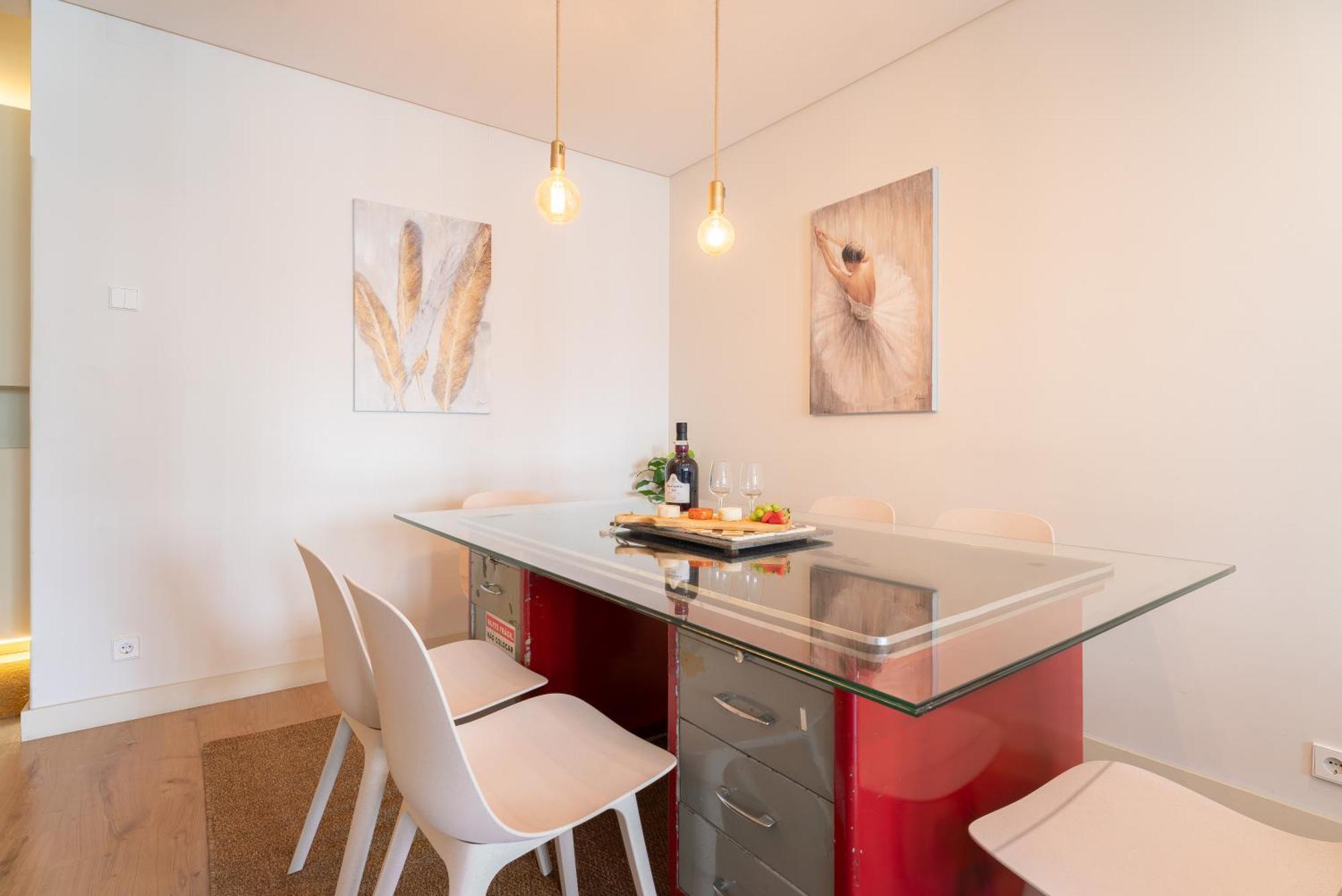 Host Wise - Colorful Bright Flat With Balcony Oporto