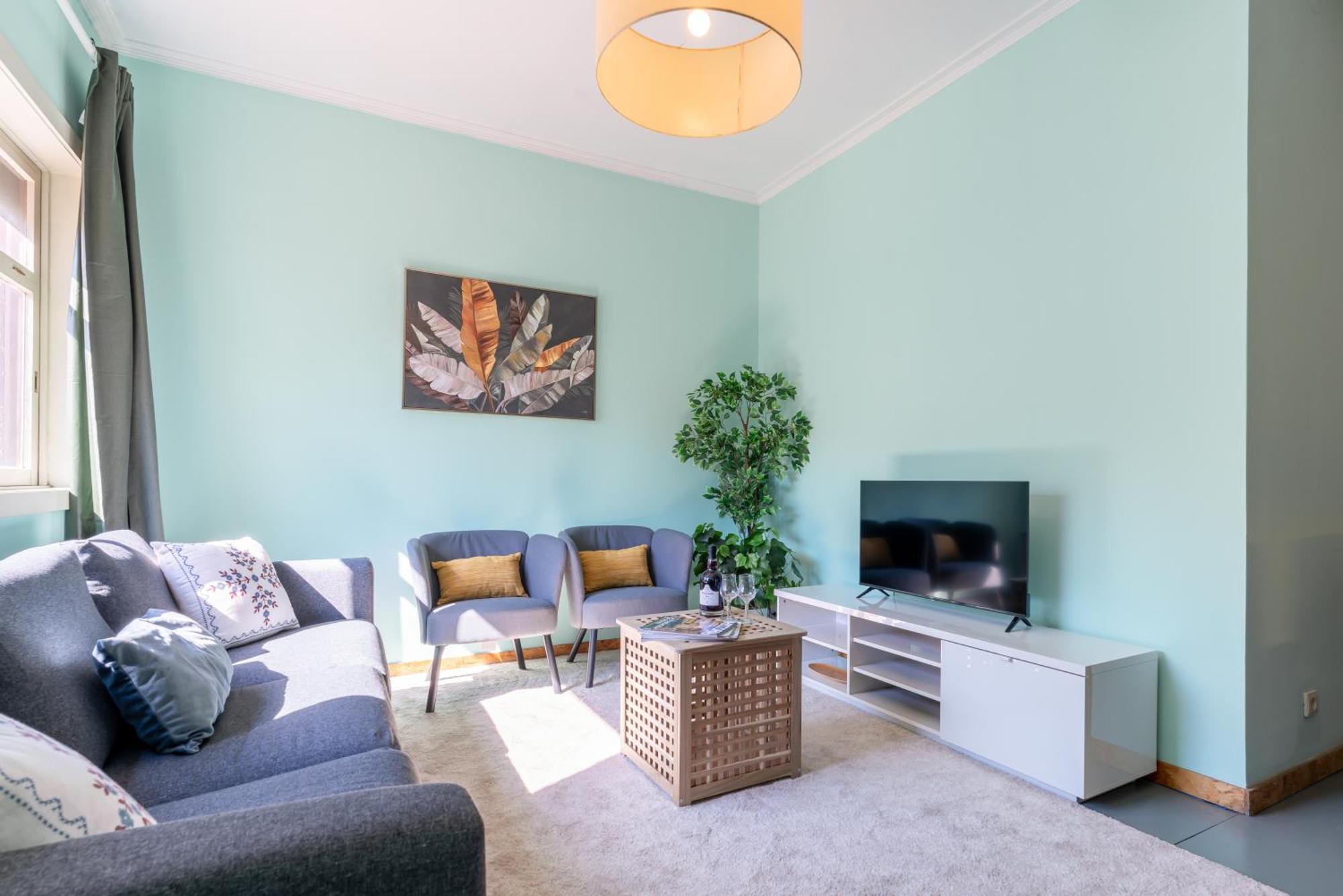 Host Wise - Colorful Bright Flat With Balcony Appartement *