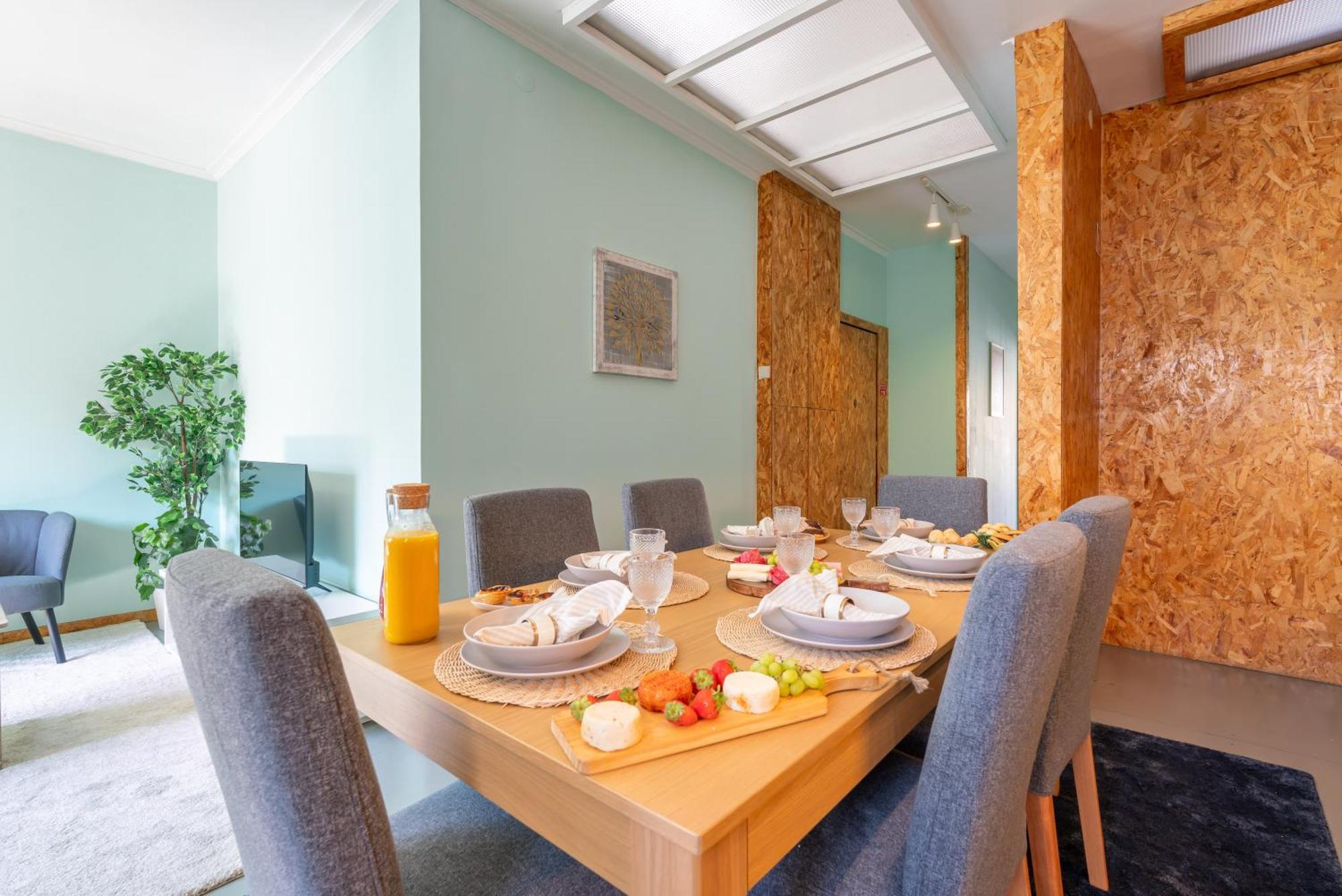 Host Wise - Colorful Bright Flat With Balcony Appartement