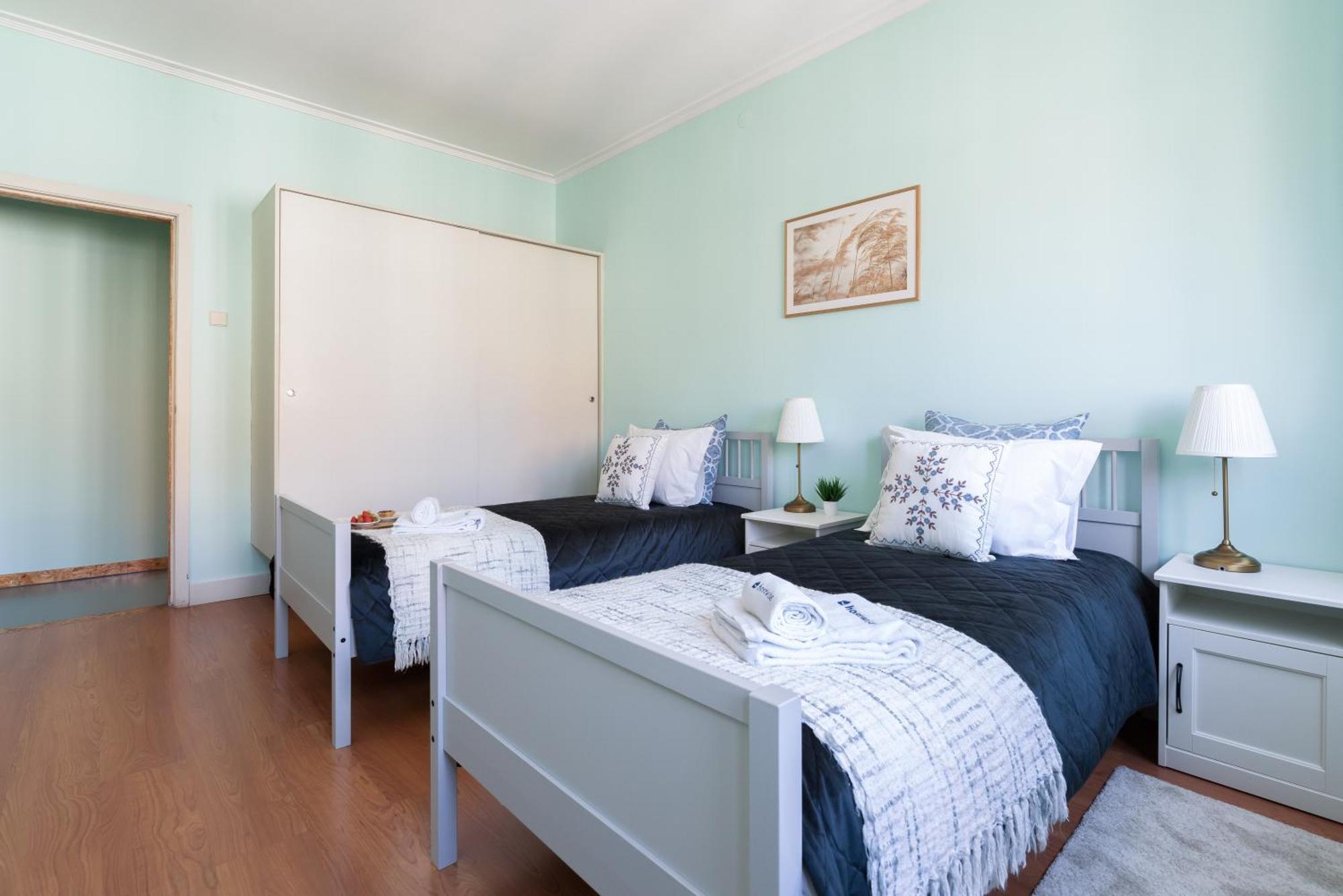 Host Wise - Colorful Bright Flat With Balcony Appartement *
